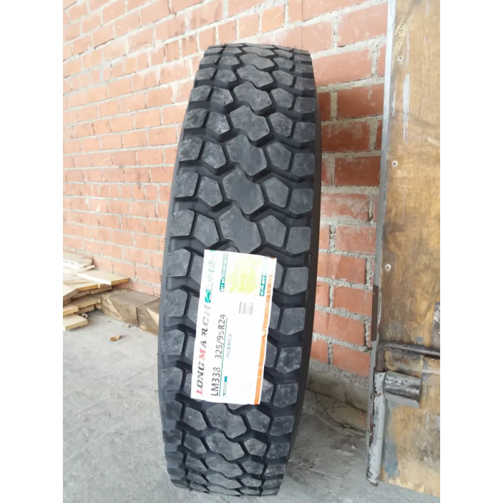 Грузовая шина 325/95 R24 Long March LM-338 22PR в Воркуте