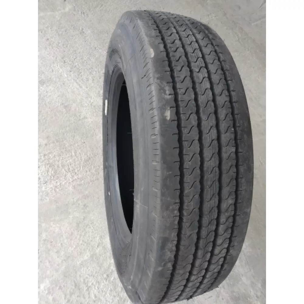 Грузовая шина 255/70 R22,5 Long March LM-120 16PR в Воркуте