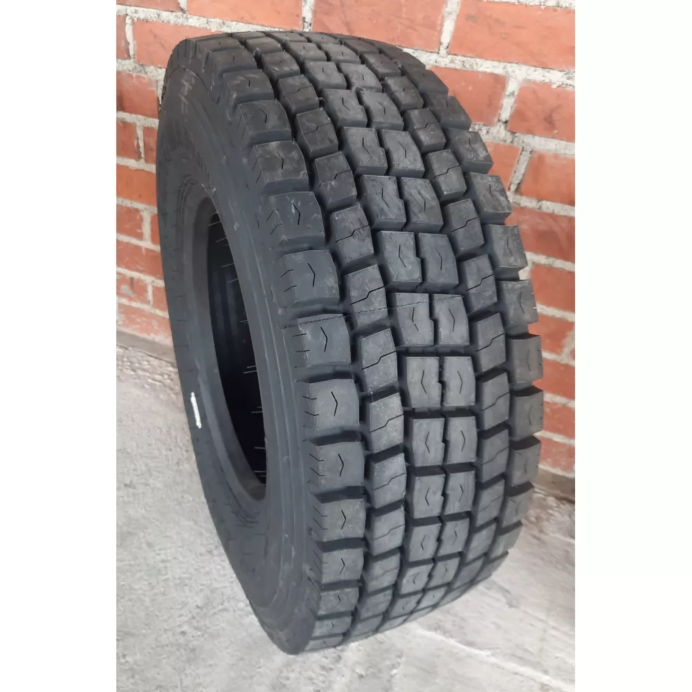 Грузовая шина 305/70 R19,5 Long March LM-329 18PR в Воркуте